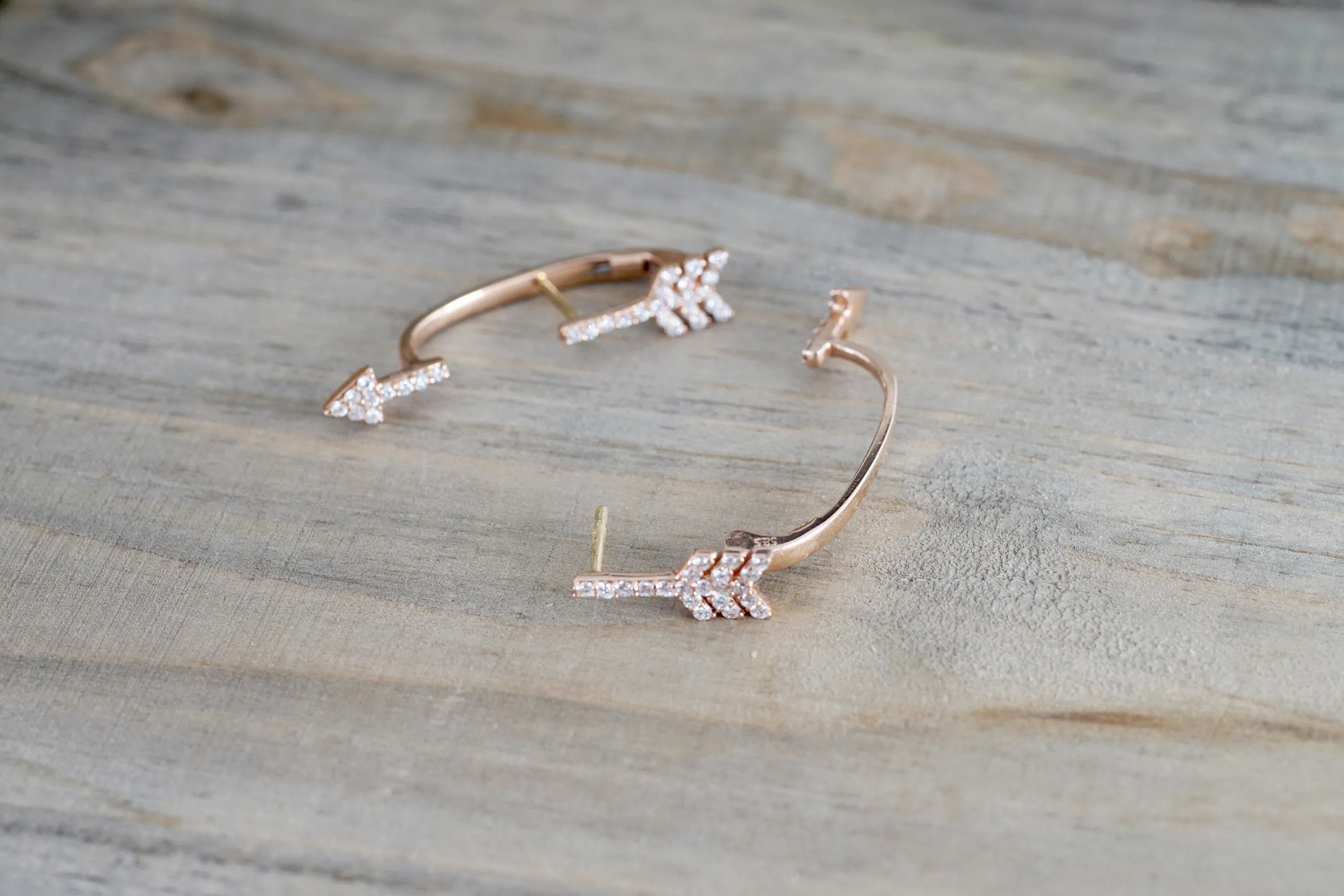 14k Rose Gold Diamond Open Arrow Clip Stud Earring Post