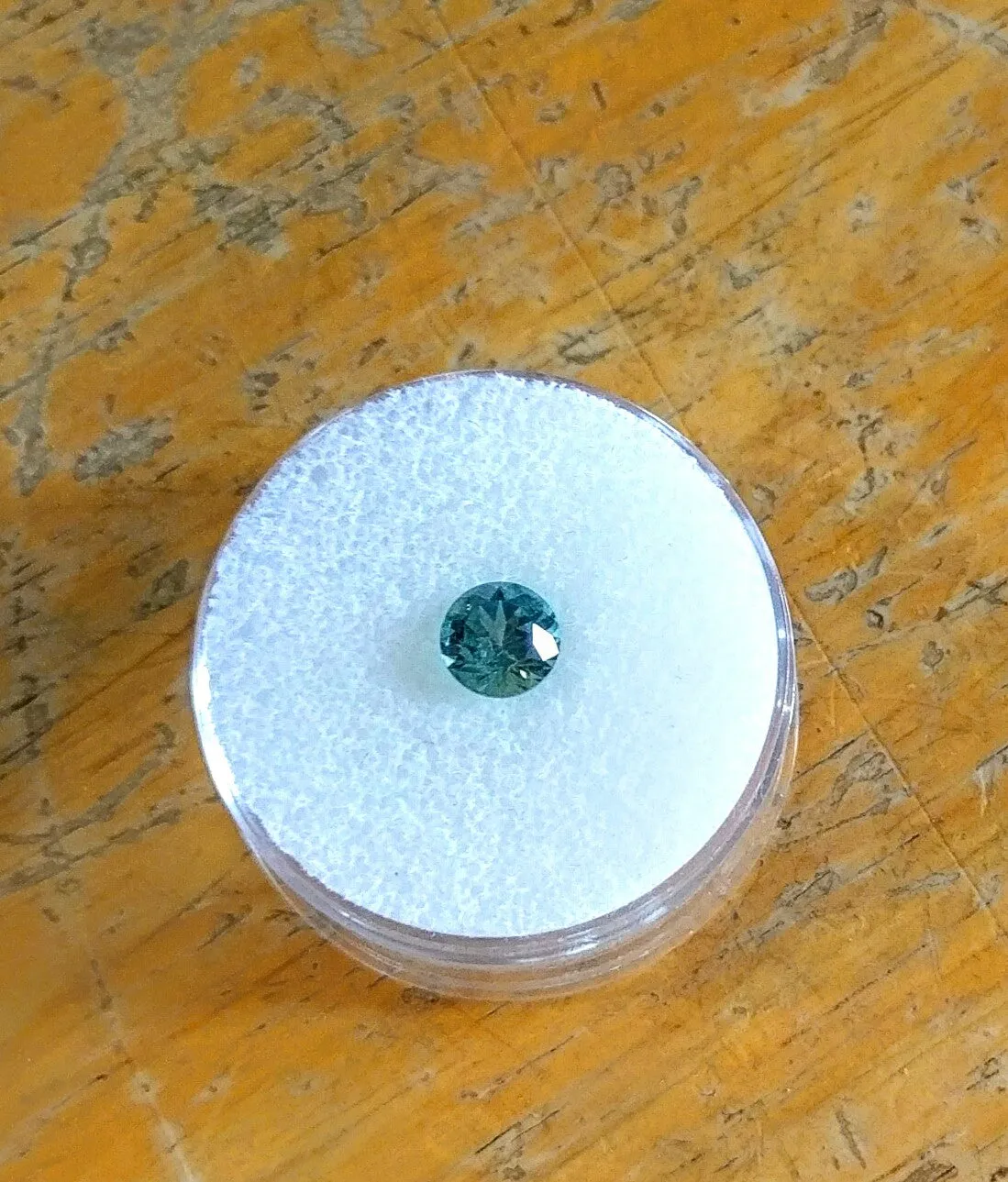 1.8ct STUNNING TEAL SAPPHIRE