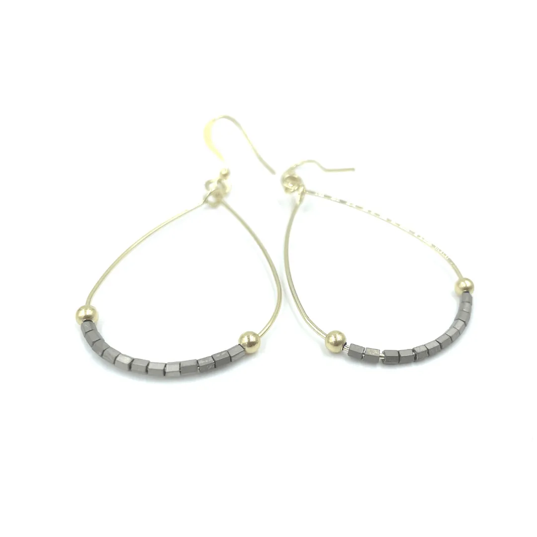 Aster Beaded Earring in Pewter