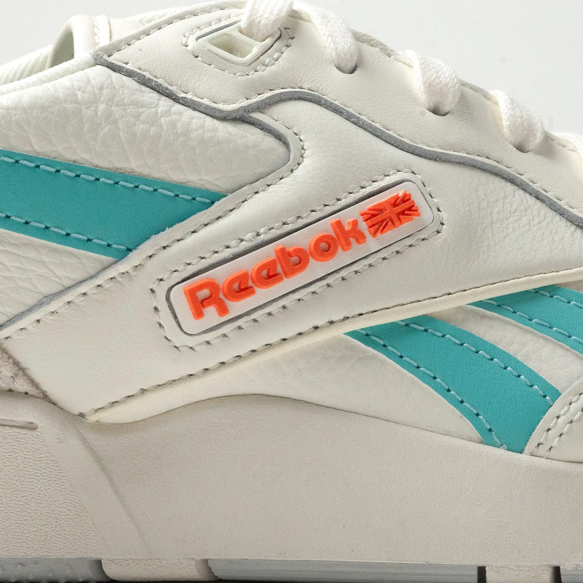 BB 4000 II 'WHITE/BLUE'