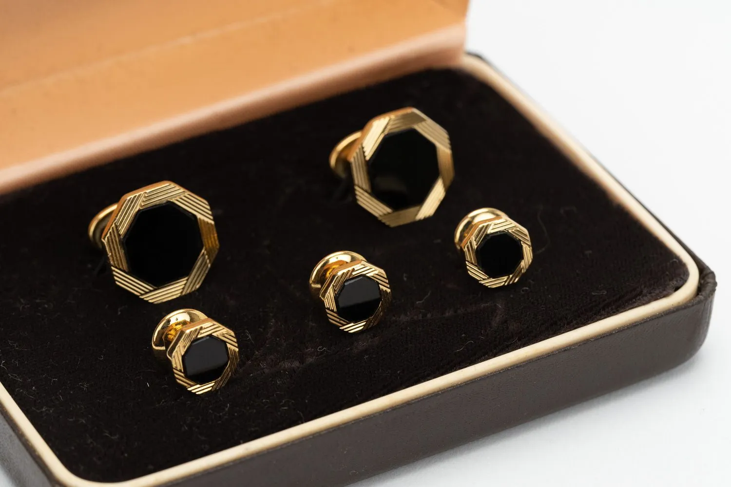 Cardin Black Gold Cufflinks Set