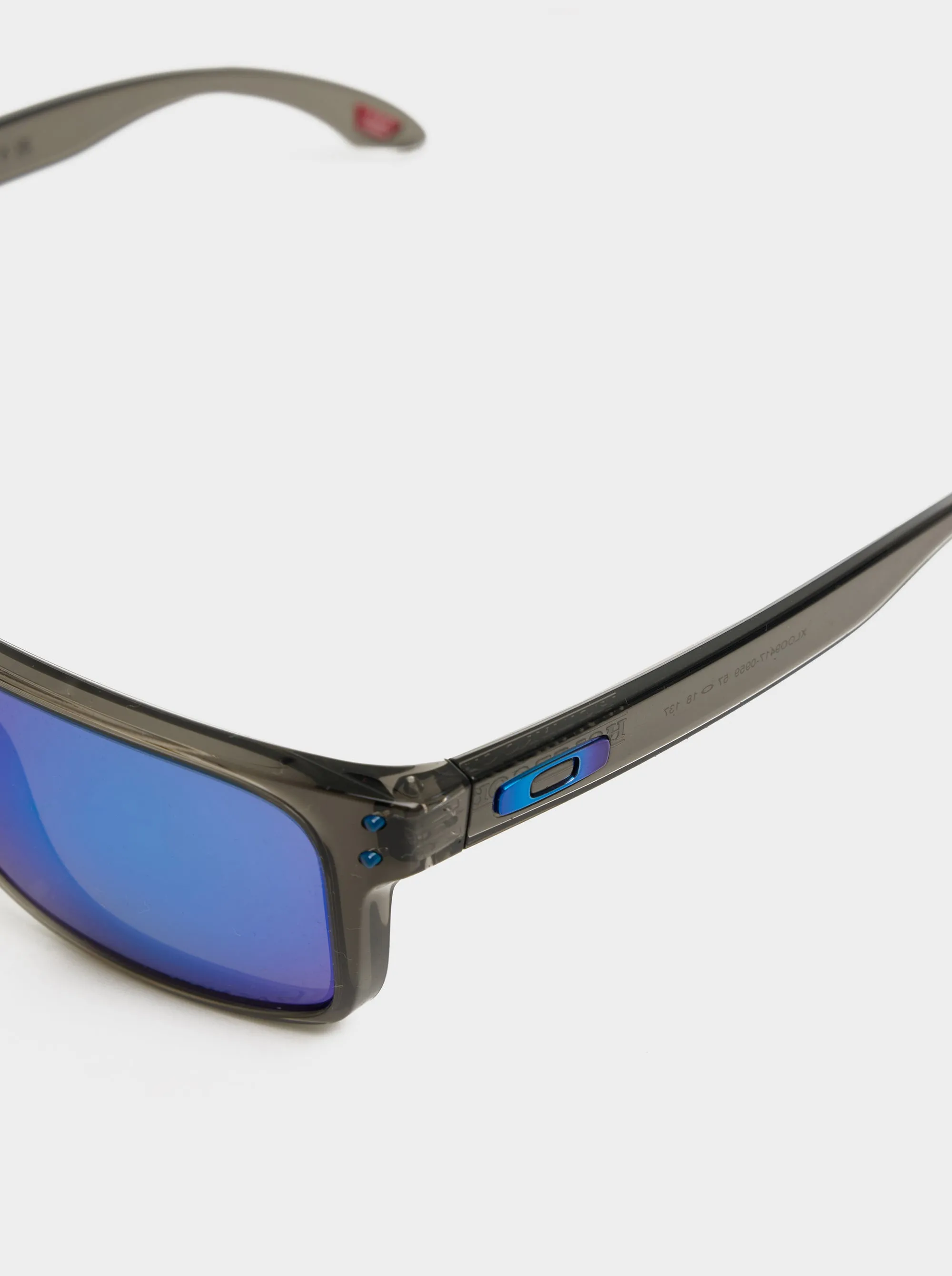 Holbrook XL, Grey Smoke PRIZM Sapphire Polarized