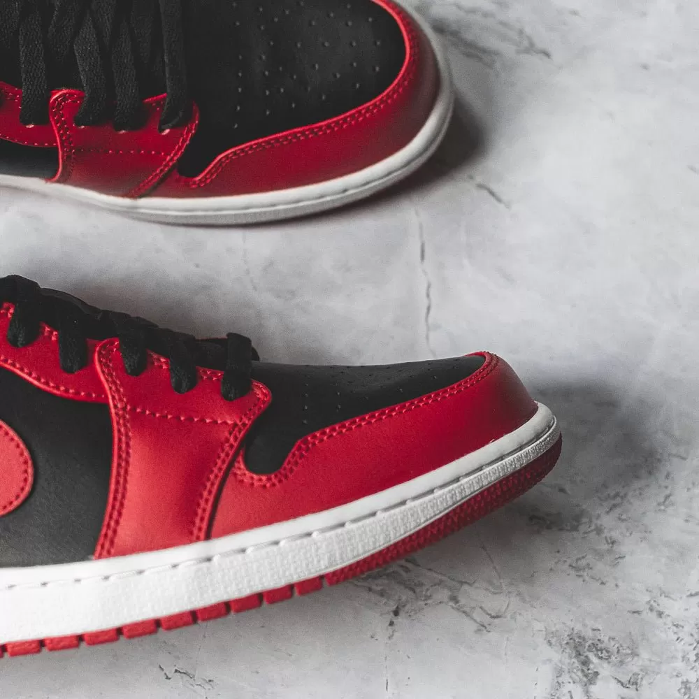 Jordan 1 Low Reverse Bred