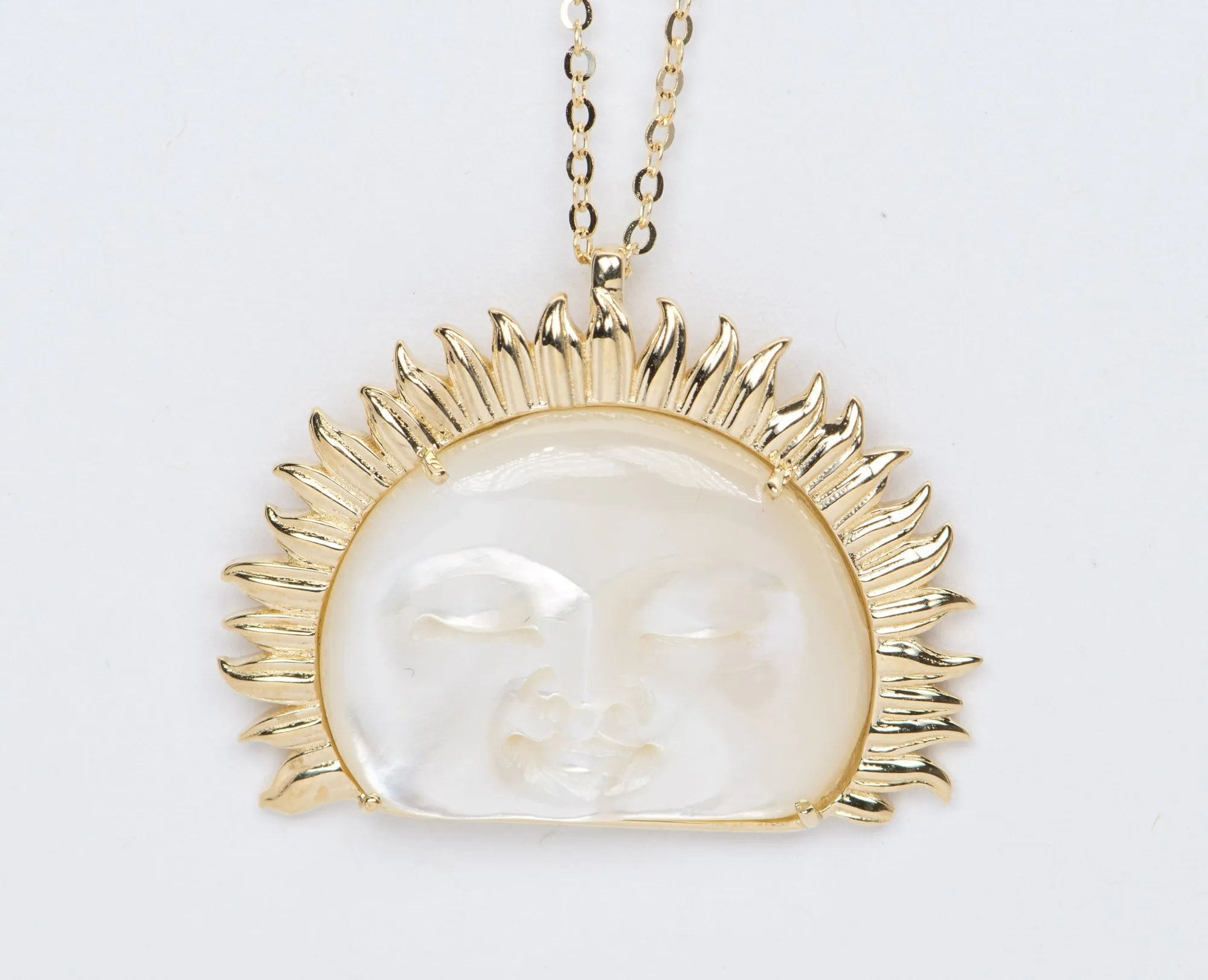 Large Mother of Pearl Carved Face with Golden Sunray Halo Pendant 9K Gold R4107