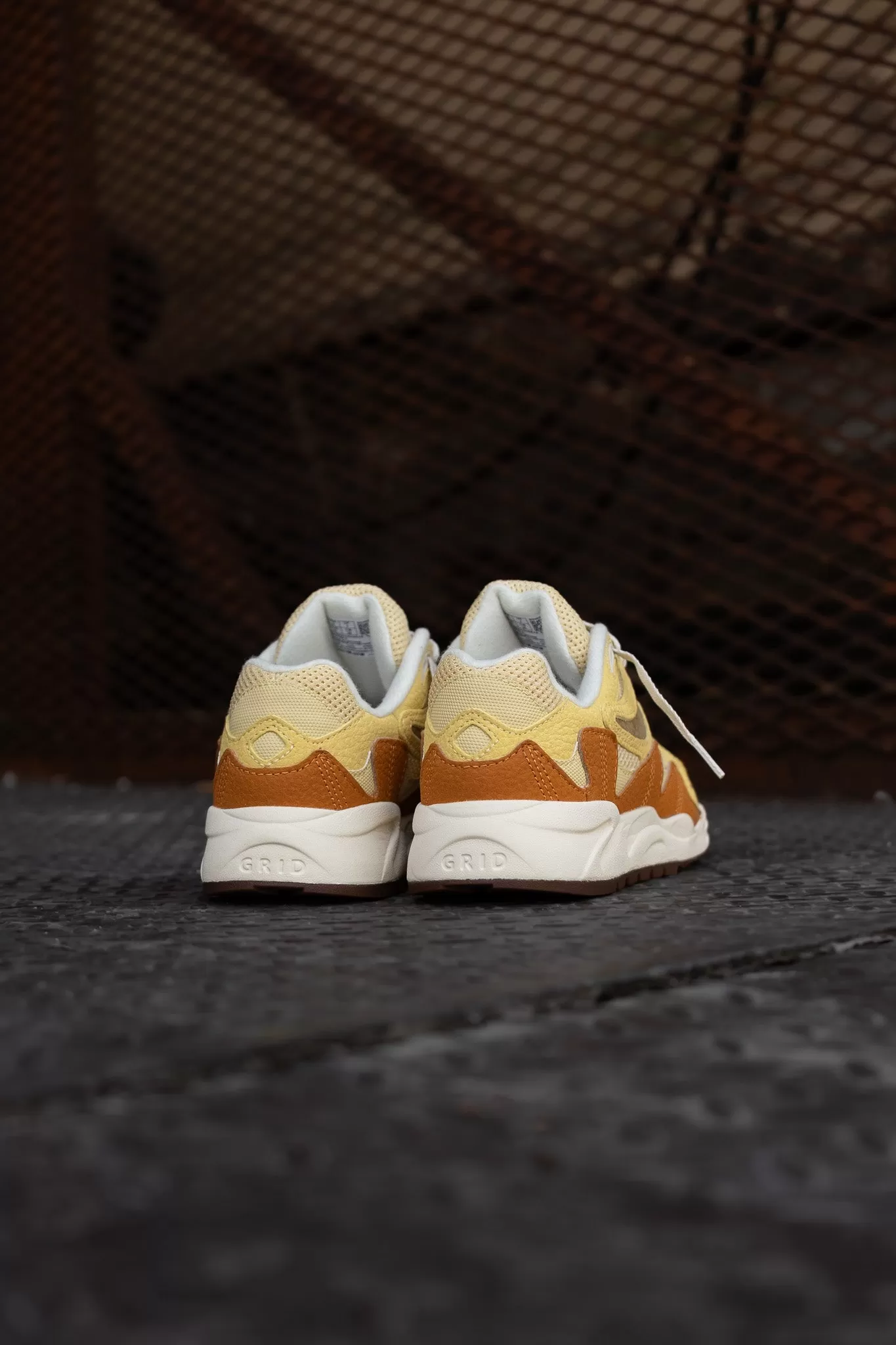 Mens Saucony Grid Shadow 2 (Mustard/Tan)