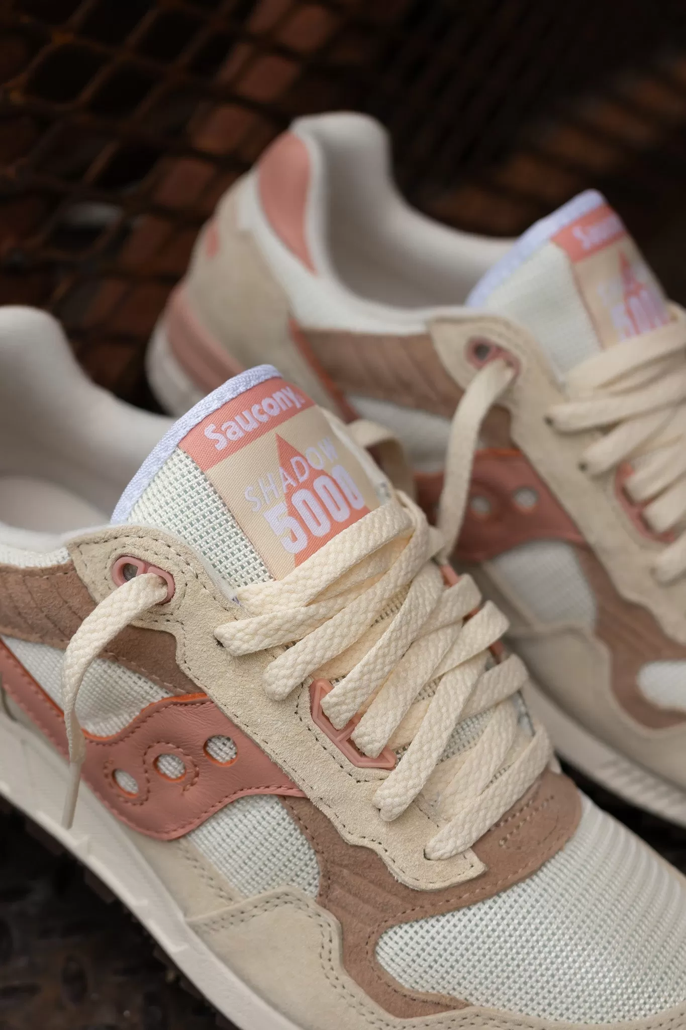 Mens Saucony Shadow 5000 (Cream/Salmon)