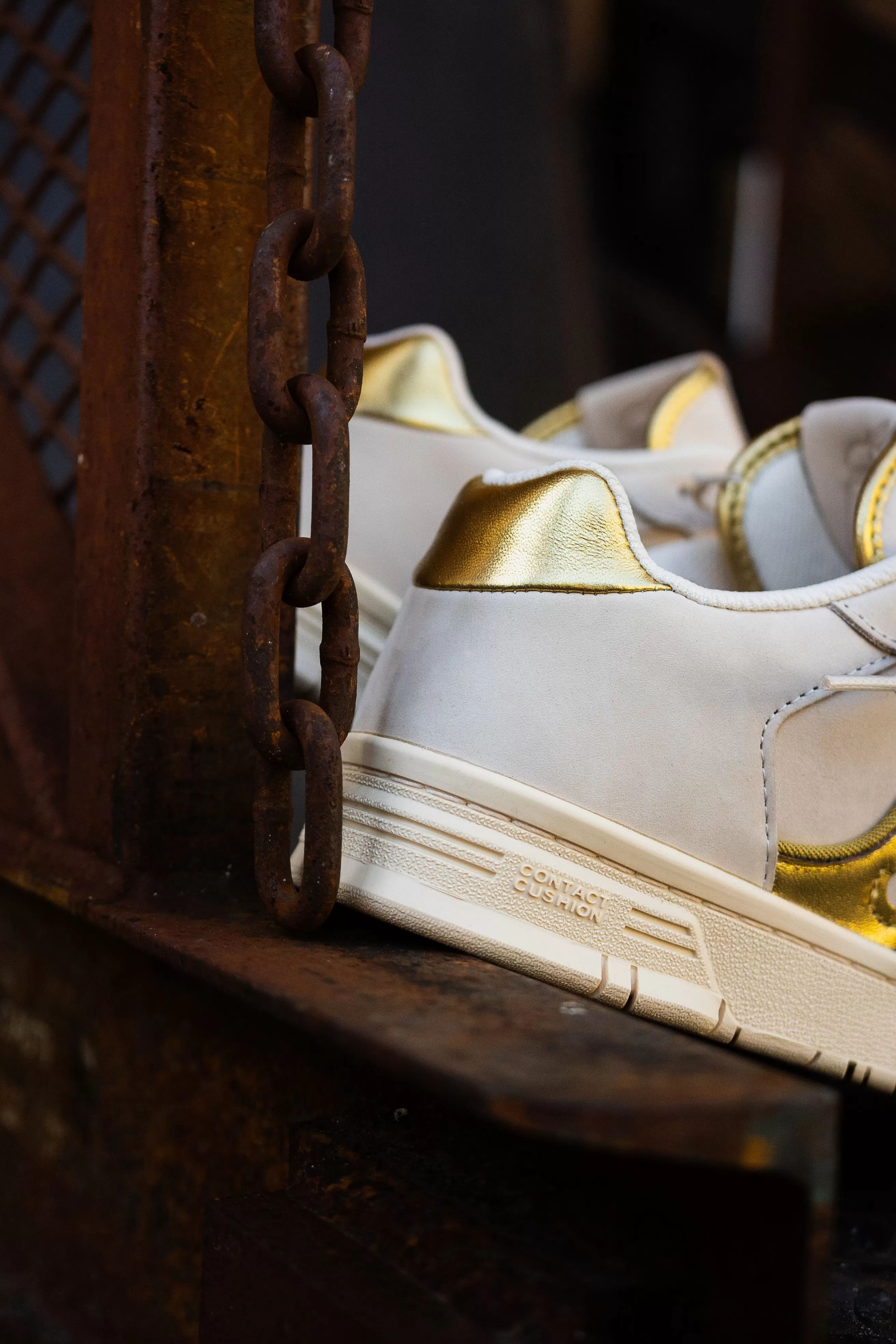 Mens Saucony x Trinidad James Hommewrk Sonic Low 'COACH’S SHOE' (Cream/Gold)