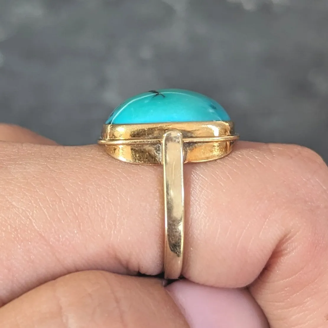 Modernist Turquoise Cabochon 14 Karat Yellow Gold Vintage Signet Ring