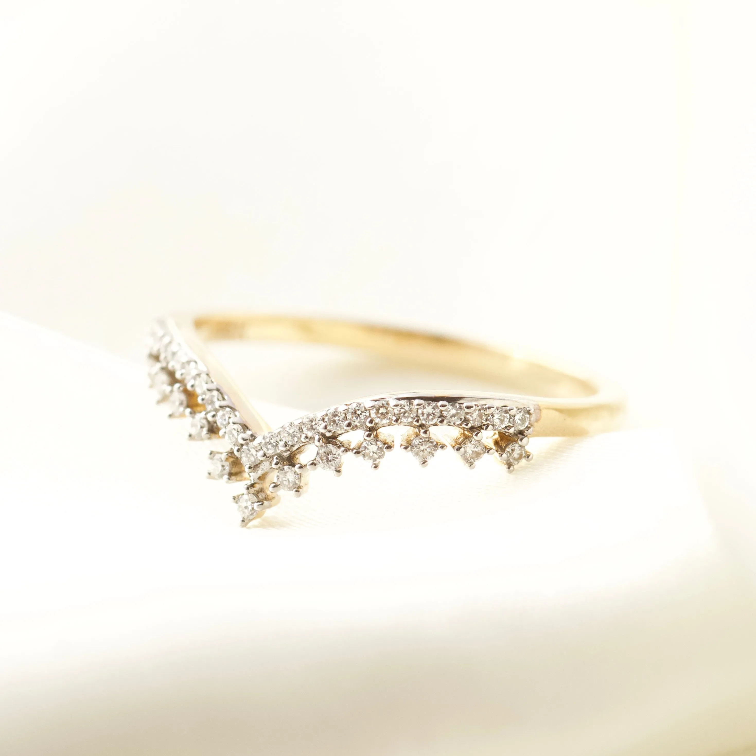 Tiara Diamond Band