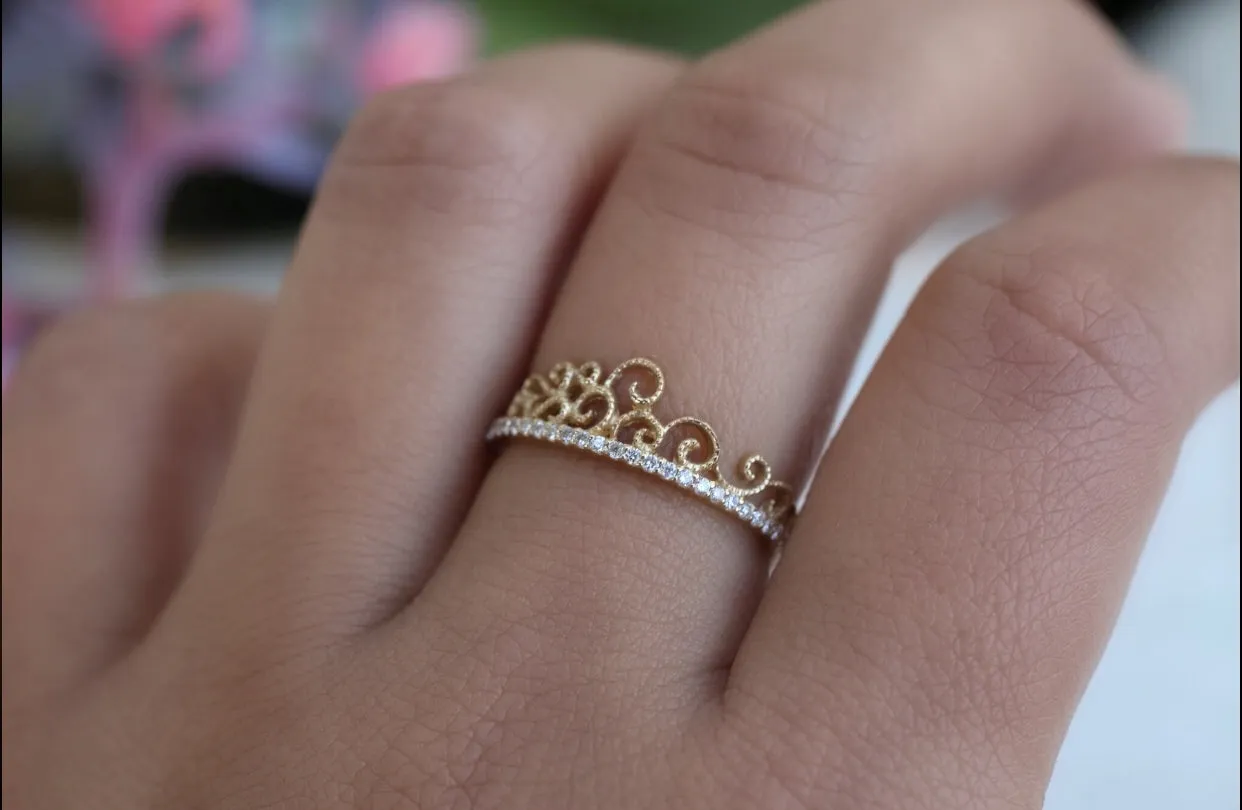 Tiara Diamond Ring