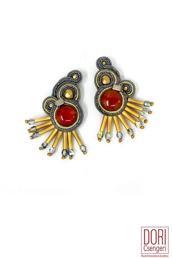 Uma Unique Clip-on Earrings